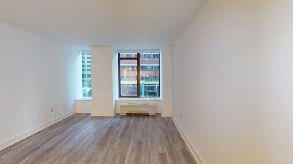 10 Hanover Square - Photo 3