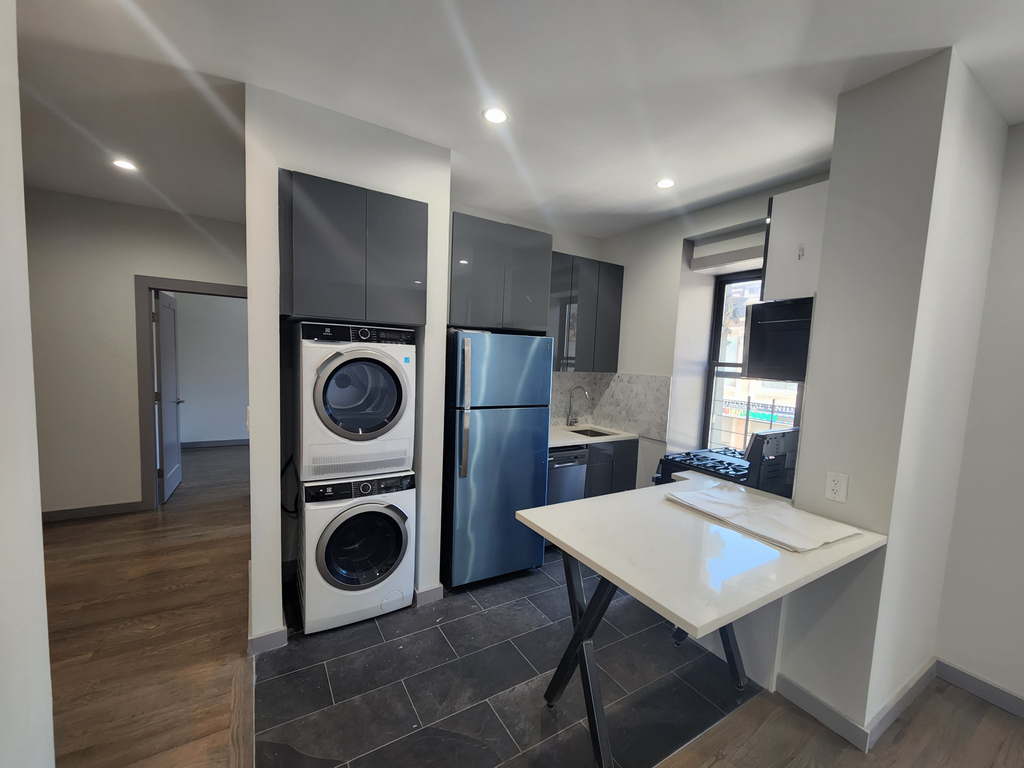 550 West 157th Street - Photo 0