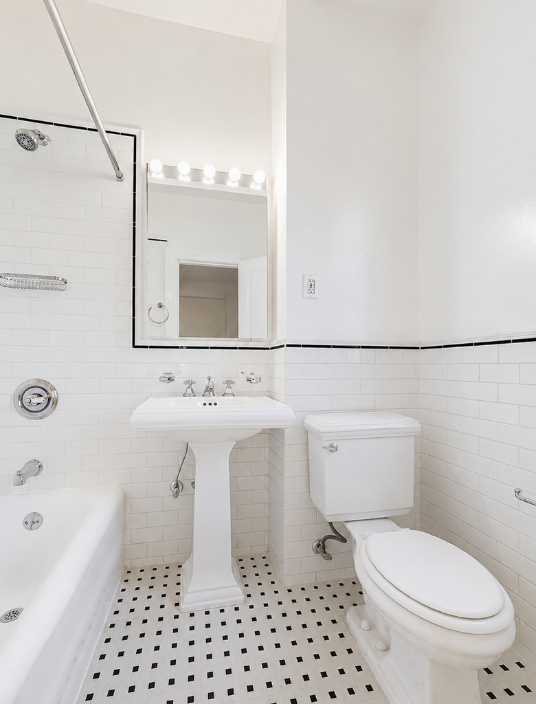 111 East 80th Street - Photo 6