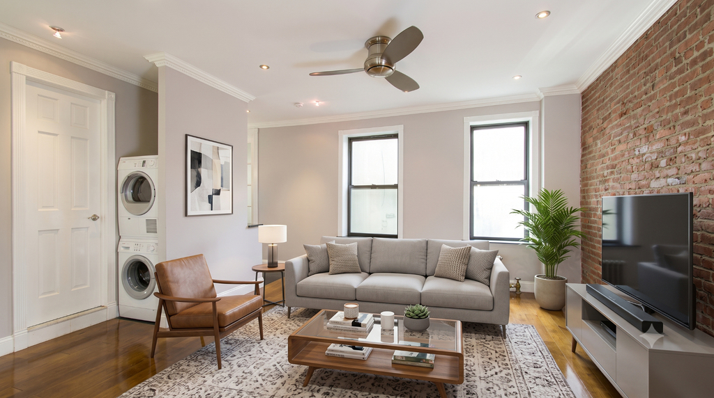 334 East 100th Street - Photo 2