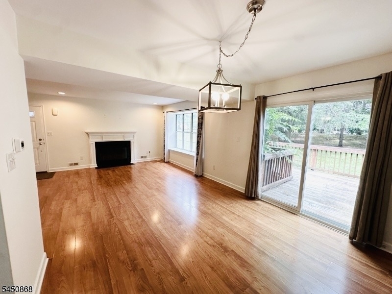 111 Almond Dr - Photo 5