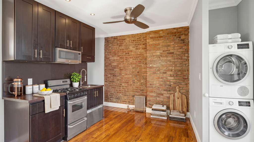 314 East 106th Street - Photo 1
