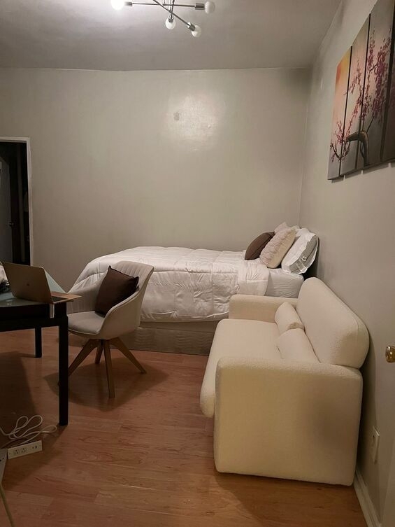 31 East 30th Street - Photo 0