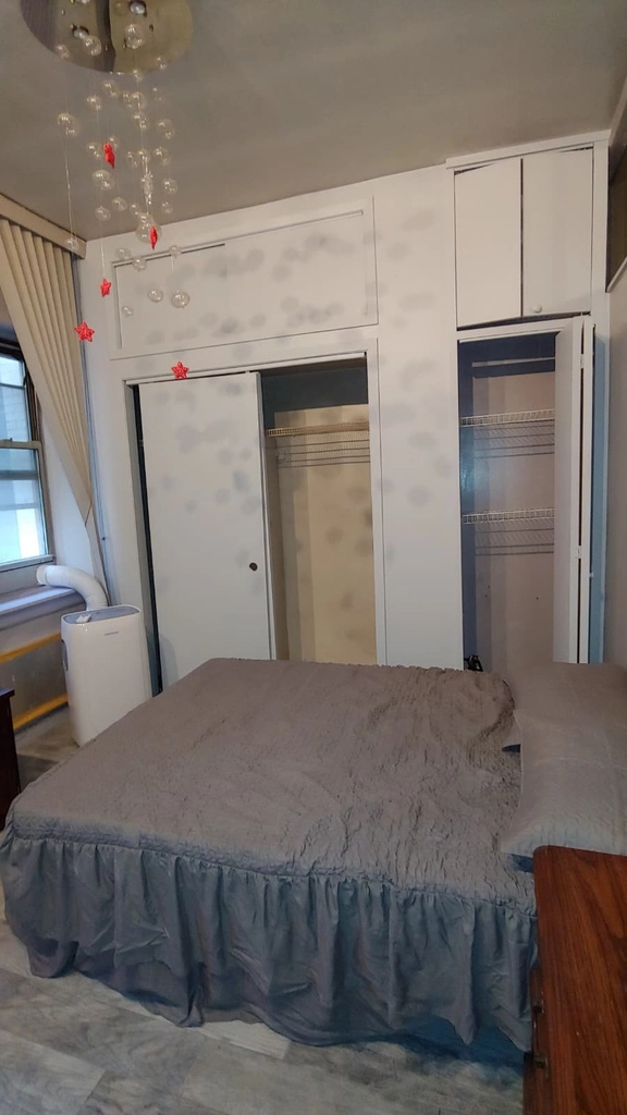 31 East 30th Street - Photo 0