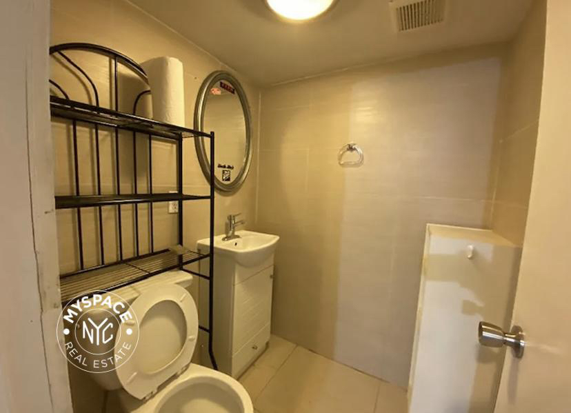 295 Maujer Street - Photo 8
