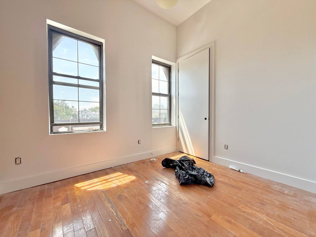 505 Central Avenue - Photo 3