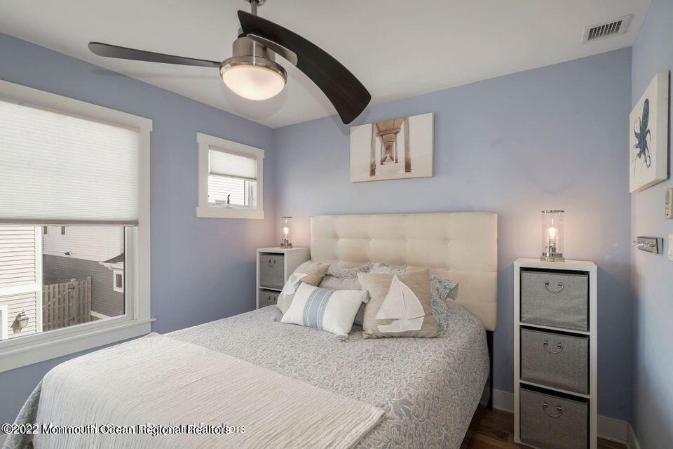 369 W 8th Street - Photo 16