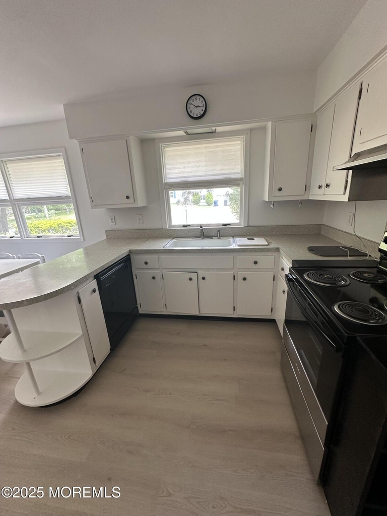 172 Larchwood Avenue - Photo 11