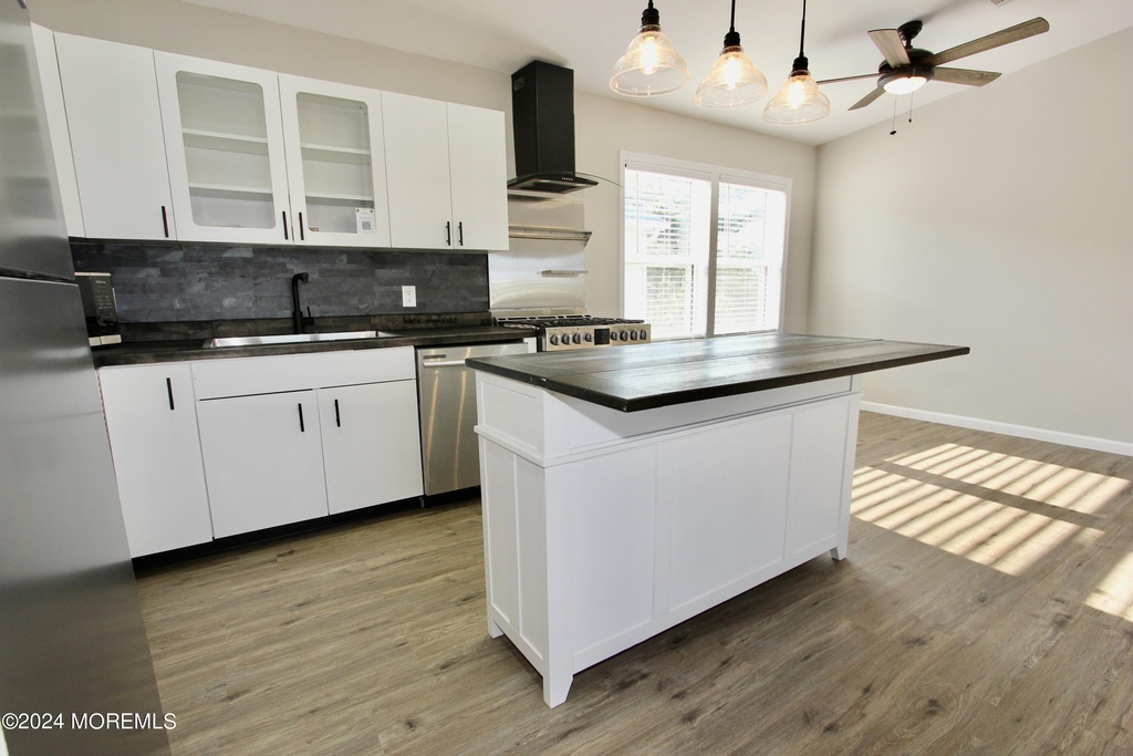 1001 Nw Central Avenue - Photo 7