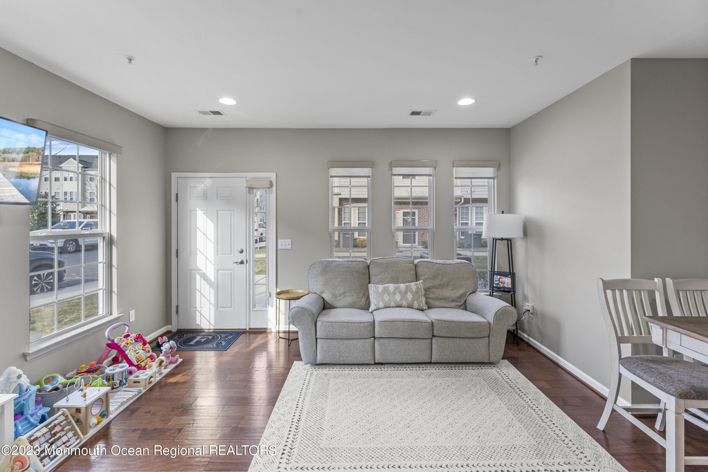 1 Kyle Drive - Photo 4