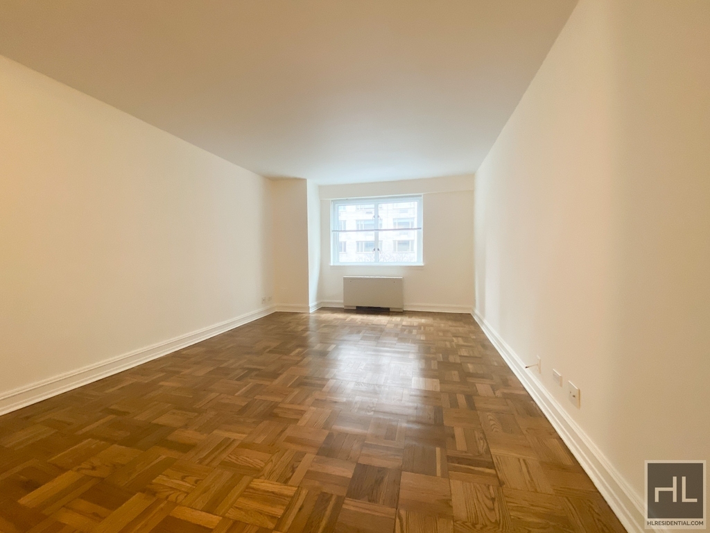 East 71st Street - Photo 2