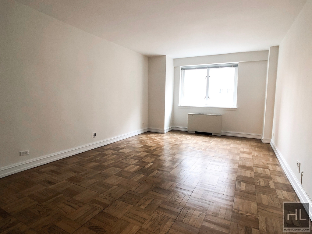 East 71st Street - Photo 1
