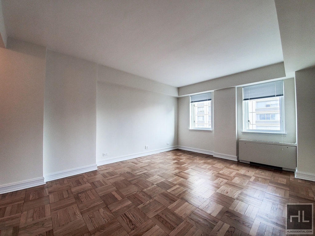 East 71st Street - Photo 2