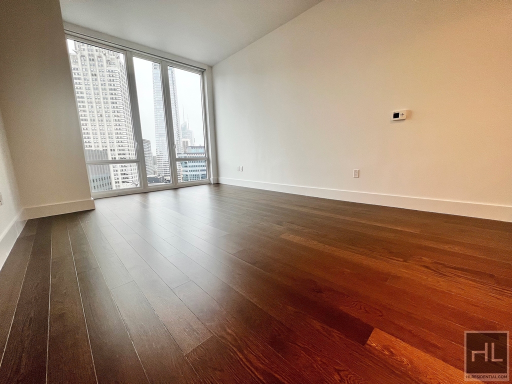 East 44th Street - Photo 1