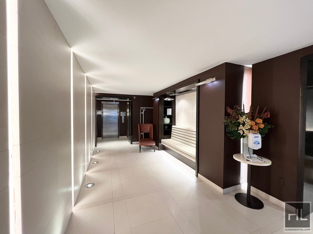 East 63 Street - Photo 12