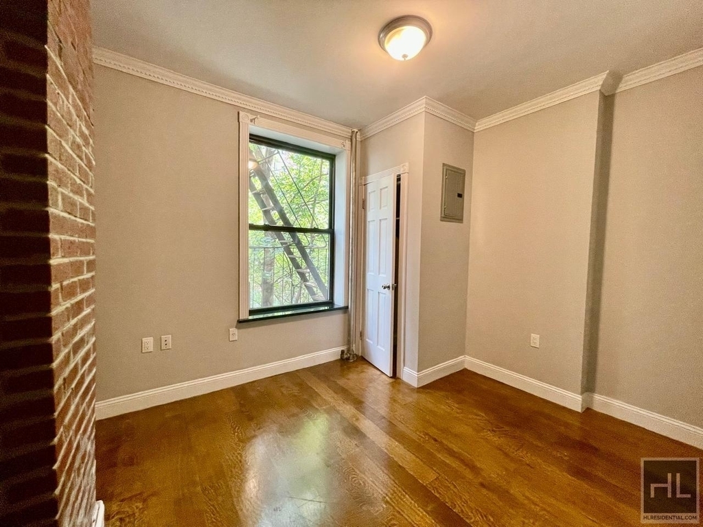 West 103rd Street - Photo 1