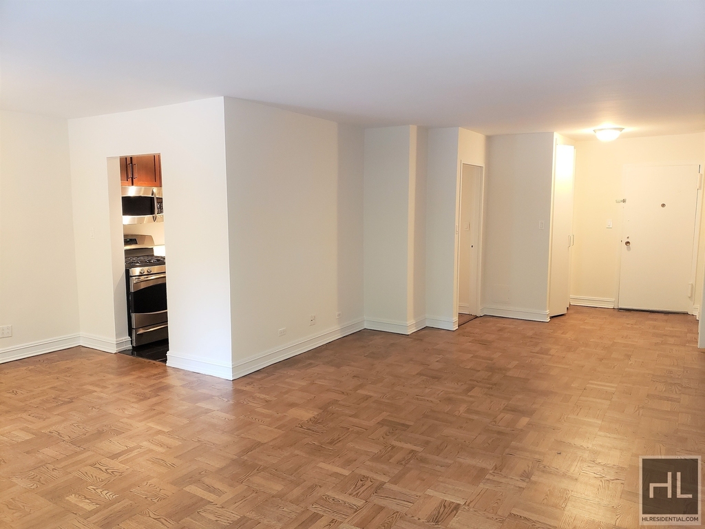 East 71st Street - Photo 1