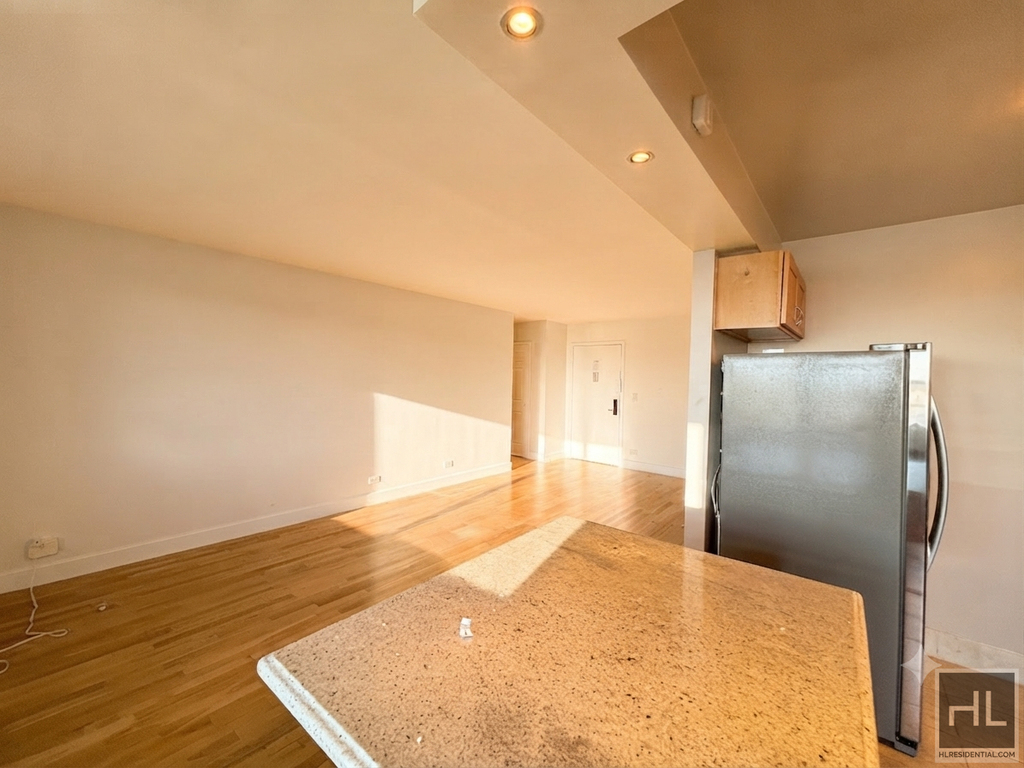 North Moore - Photo 2