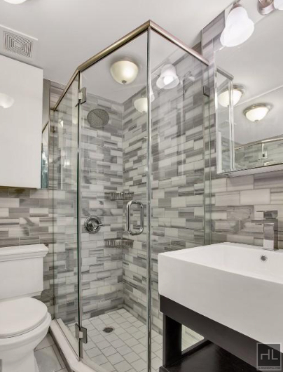 Lexington Avenue - Photo 1