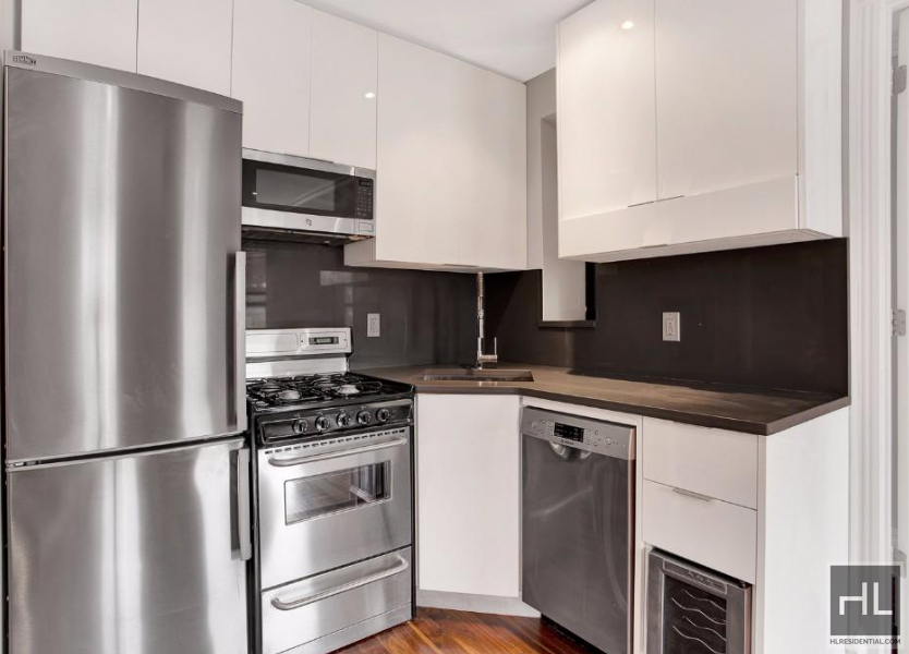 Lexington Avenue - Photo 2