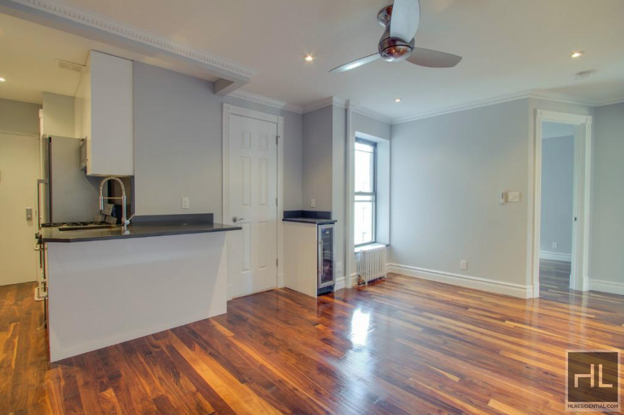 Lexington Avenue - Photo 1