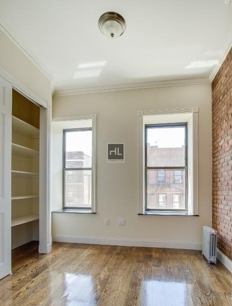 West 103rd Street - Photo 4