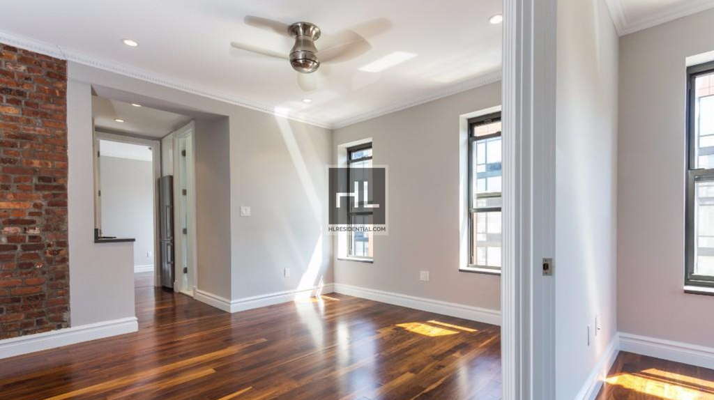 Lexington Avenue - Photo 2