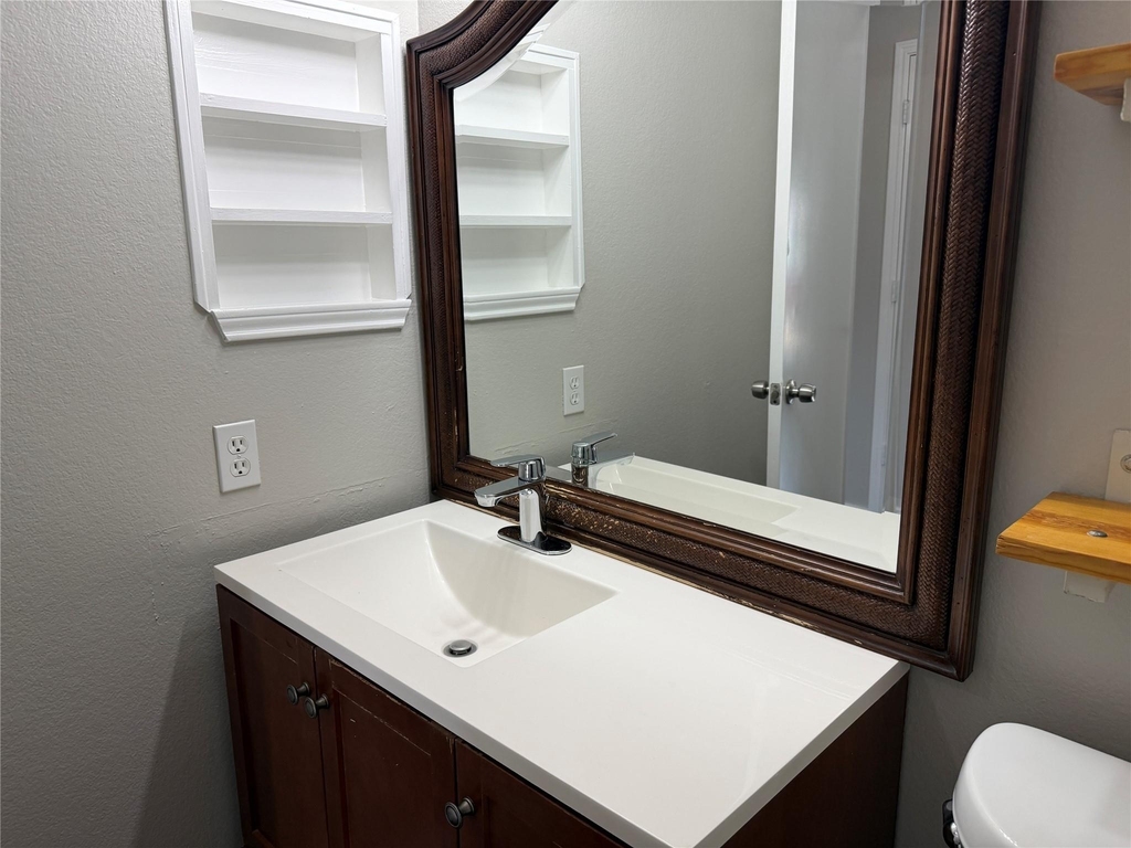 1007 Shaw Street - Photo 11