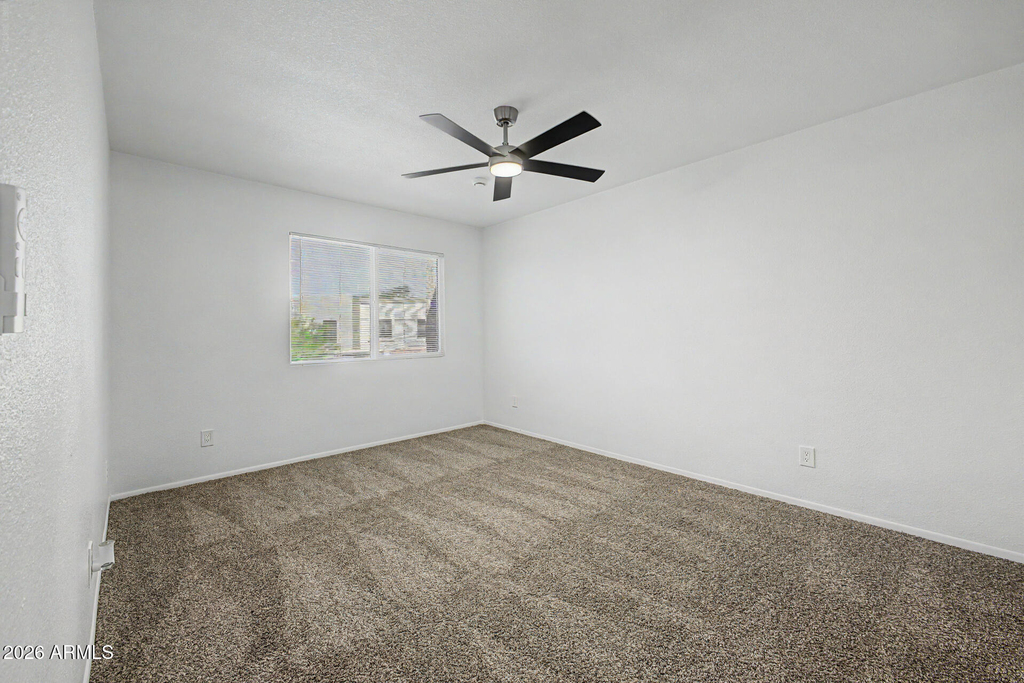 5984 N 48th Avenue - Photo 17