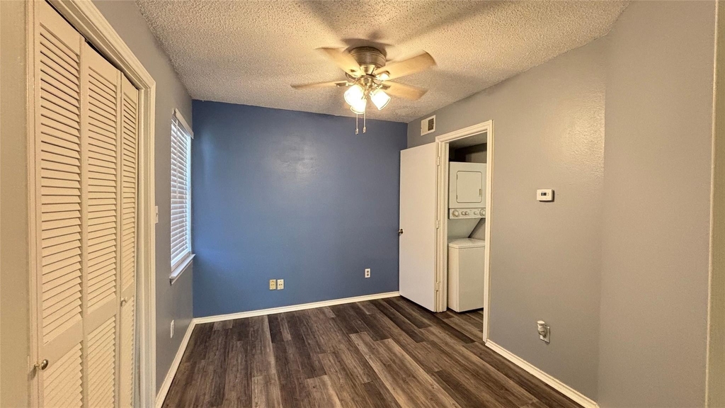 2301 Basil Drive - Photo 4