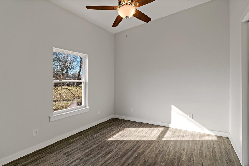 1420 Fitzhugh Ne - Photo 8