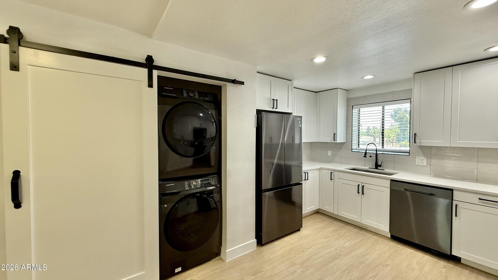 1840 W Thomas Road - Photo 2