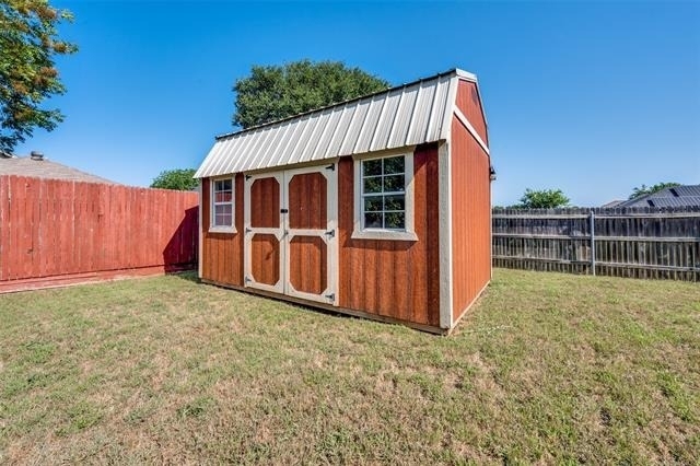 9008 Topperwind Court - Photo 22