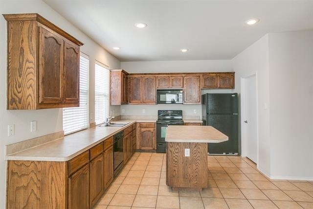 5824 Melanie Court - Photo 8