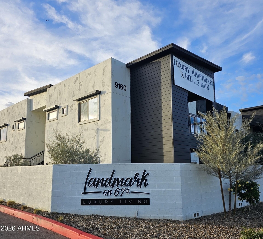 9160 N 67th Avenue - Photo 0