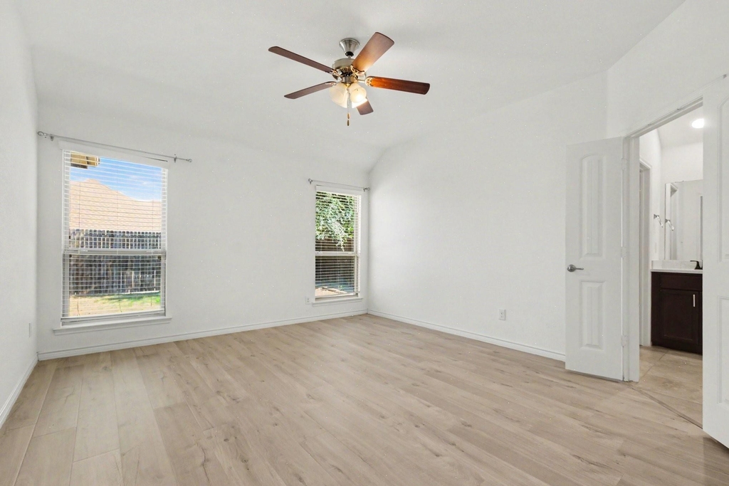 10020 Levelland Place - Photo 19