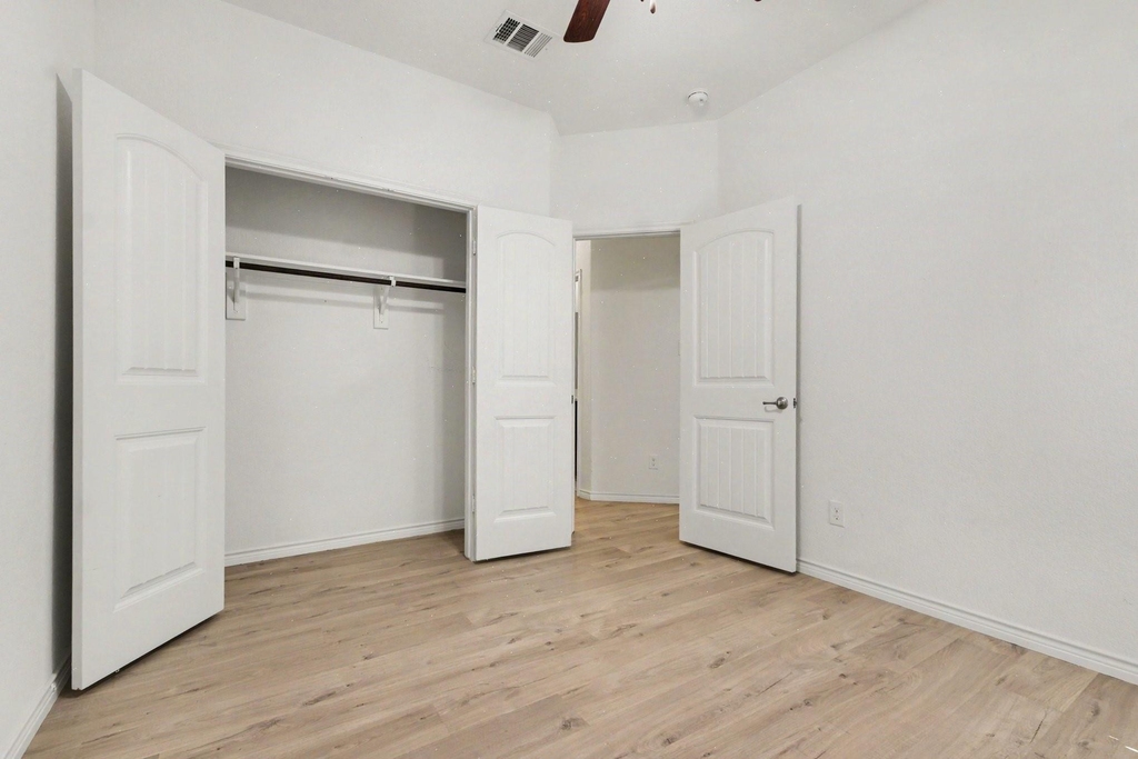 10020 Levelland Place - Photo 21