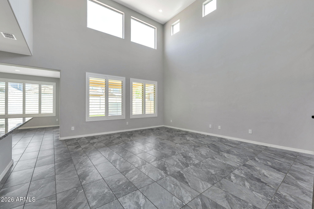 5819 N 88th Lane - Photo 8