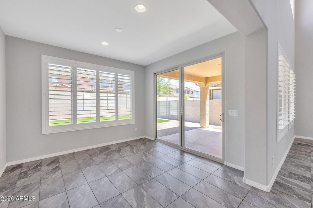 5819 N 88th Lane - Photo 14