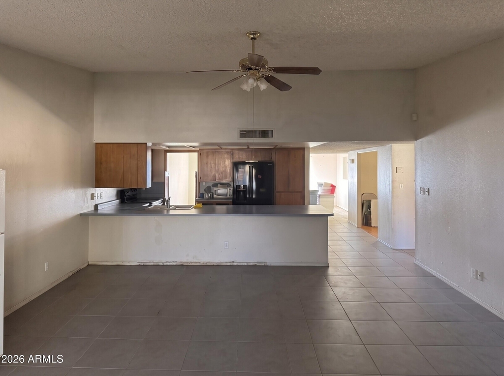 6420 W College Drive - Photo 5