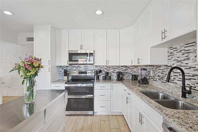 5632 Terry Street - Photo 10