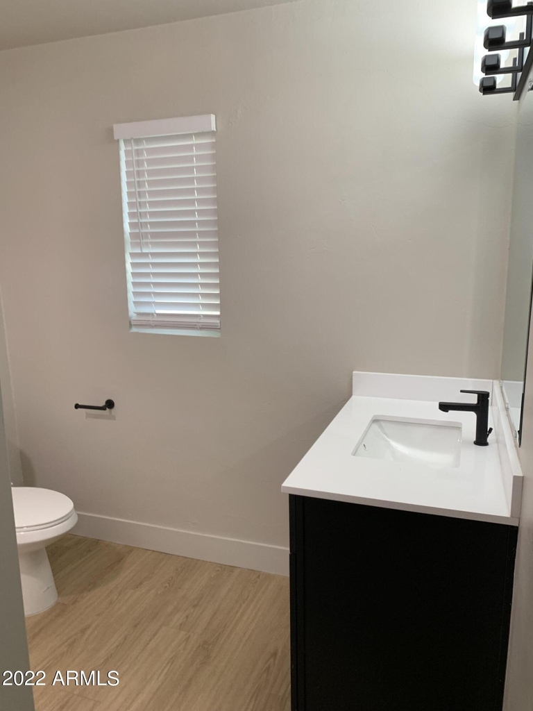2309 N Dayton Street - Photo 4