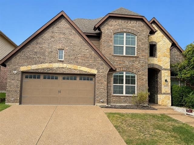 2933 Softwood Circle - Photo 0