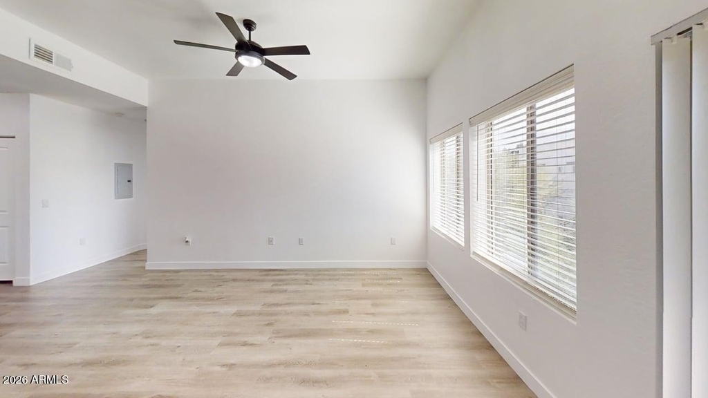 9160 N 67th Avenue - Photo 7
