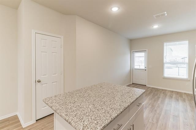 804 Cormorant Street - Photo 11