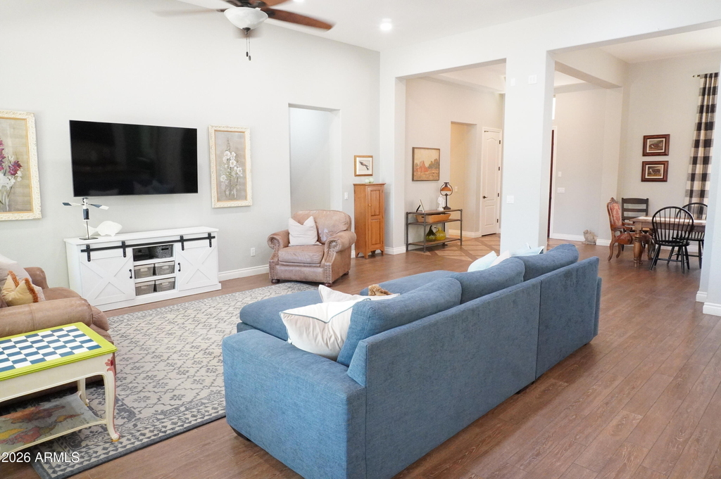 2910 E Wildhorse Drive - Photo 14