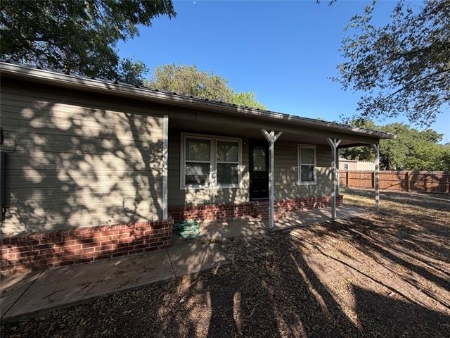 979 W Pecan Street - Photo 3