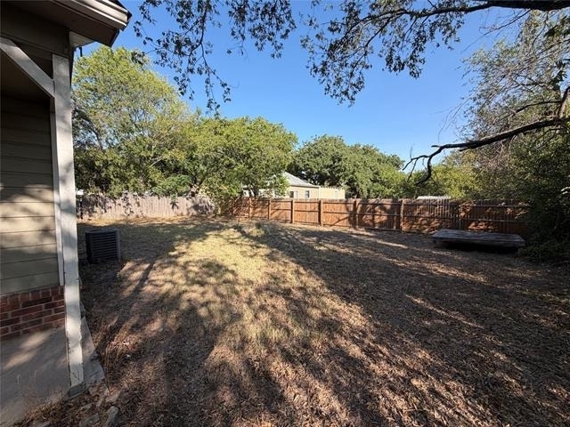 979 W Pecan Street - Photo 28
