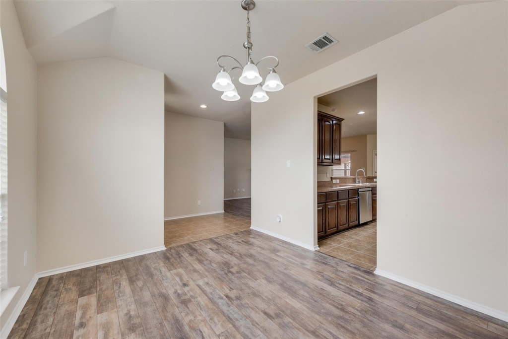 1077 Hampton Bay Drive - Photo 5