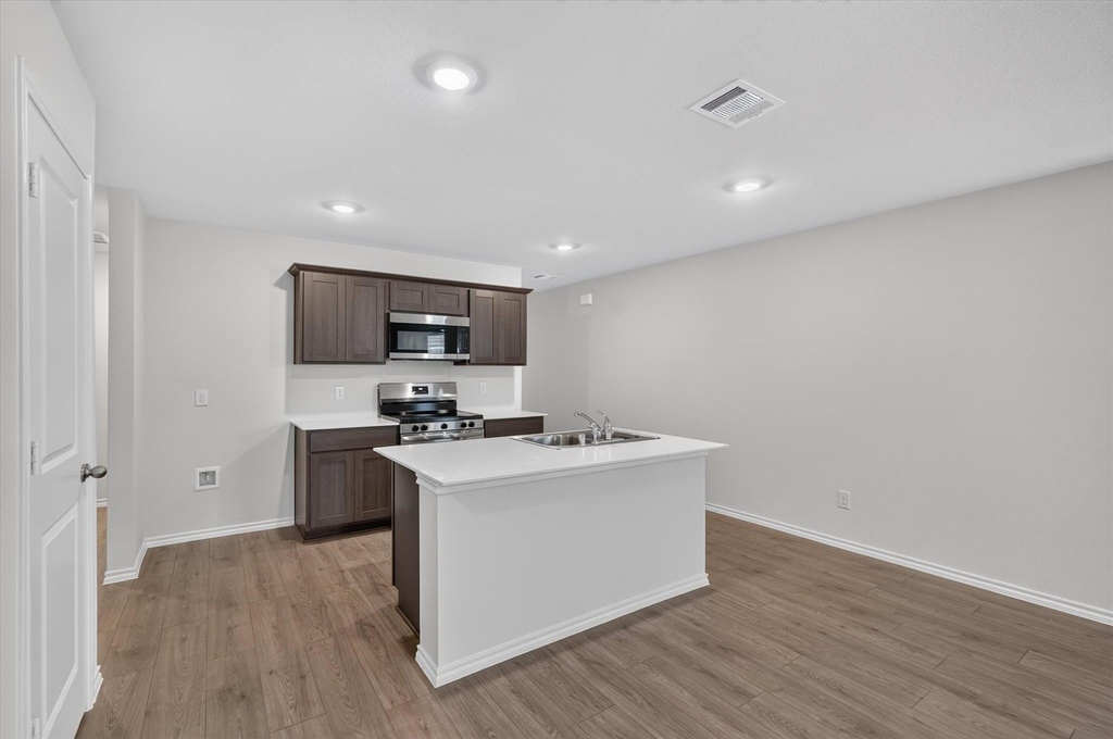 1153 Northfield Drive - Photo 6